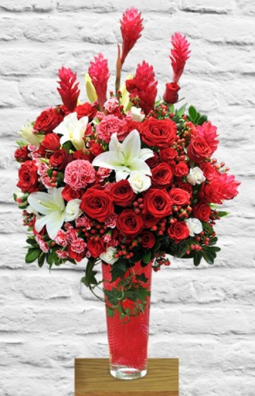 Luxurious Vase Flowers 23