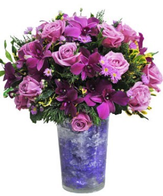Luxurious Vase Flowers 24