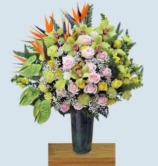 Luxurious Vase Flowers 26