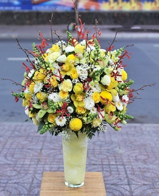 Luxurious Vase Flowers 27