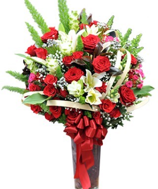 Luxurious Vase Flowers 31