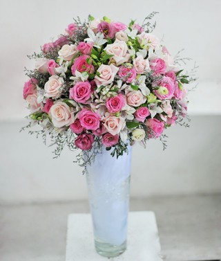 Luxurious Vase Flowers 39