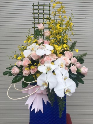 Luxurious Flower Box 08