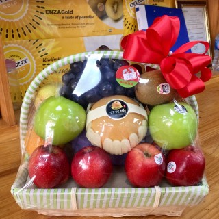 Fresh Fruit Basket 15
