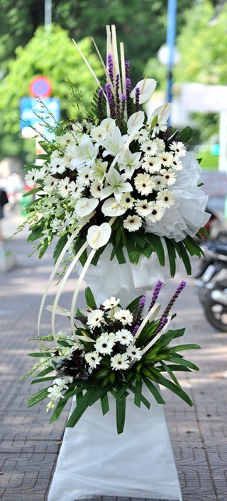 Fresh Flower Funeral 32