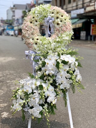 Condolence Fresh Flowers 39