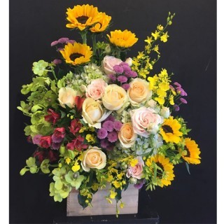 Luxurious Flower Box 15