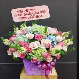 Luxurious Flower Box 29