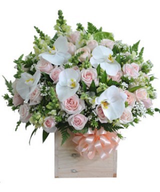 Luxurious Flower Box 32