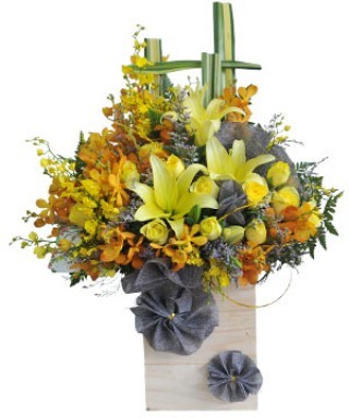Luxurious Flower Box 35