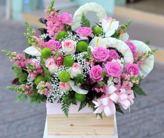 Luxurious Flower Box 36