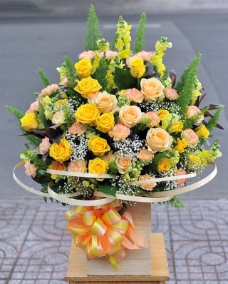 Luxurious Flower Box 43