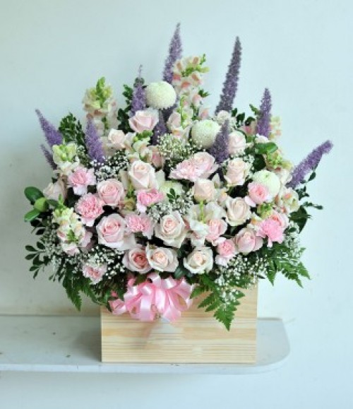 Luxurious Flower Box 46