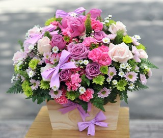 Luxurious Flower Box 51