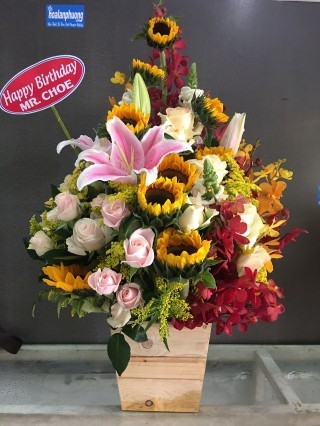 Luxurious Flower Box 56